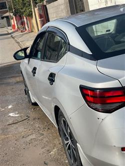 نيسان سنترا